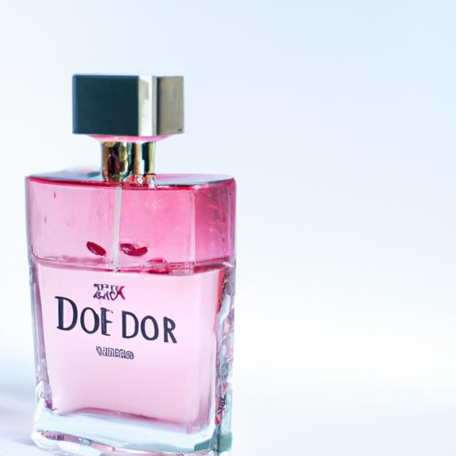 Thiết kế đơn giản nhưng tinh tế của chai nước hoa Dior J'adore Eau de Parfum