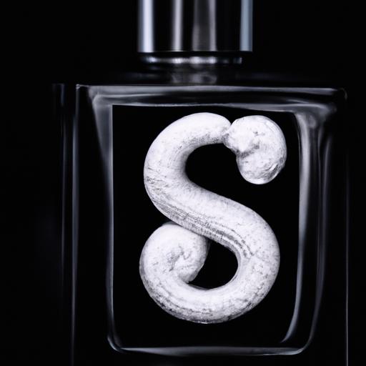 Nước hoa Chanel nữ mùi nào thơm nhất? Hãy cùng nhìn vào chiếc chai nước hoa Chanel với biểu tượng hai chữ C đan xen.