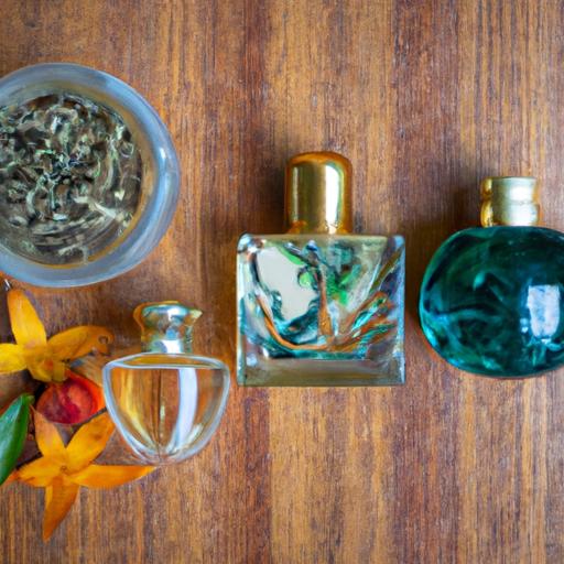 Bộ sưu tập lá trà và chai nước hoa trên một chiếc bàn gỗ